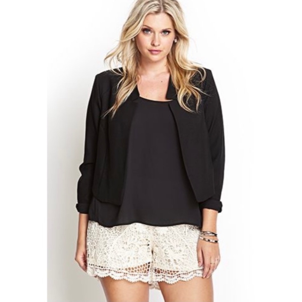 Forever21+ Ivory Floral Crochet Shorts